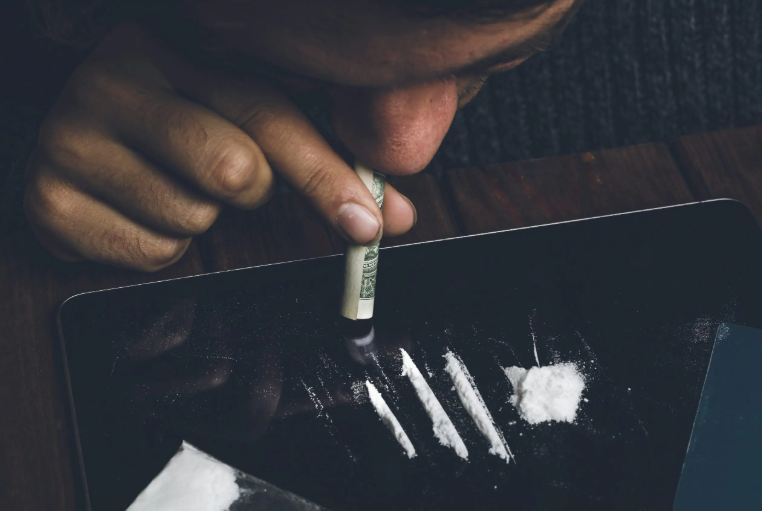 buy cocaine in Canada